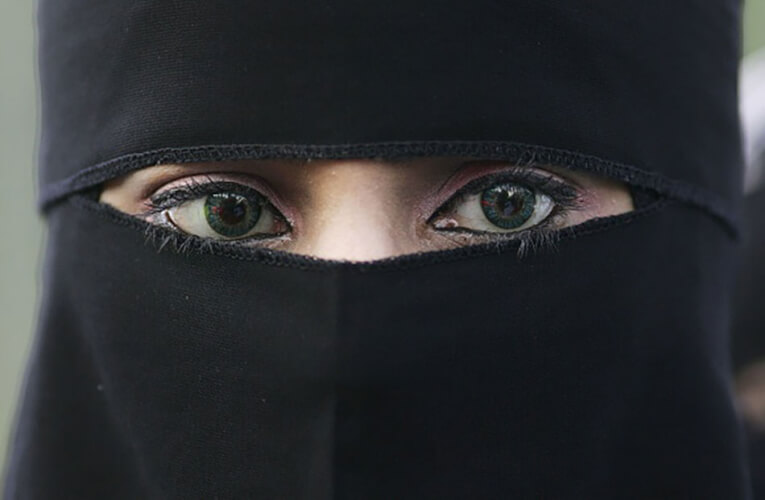 The trend of burqa is more visible among Muslim women in Indian society. Generally, the burqa has two parts. The lower part is long like a kurta, which runs from the shoulders down to the feet. It covers the whole body. While there is a separate part to cover the head.