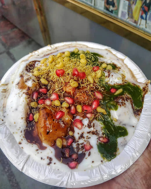 Raju Chaat Bhandar in Delhi. You must try street food dishes like Kathi Kabab, Bhalla Papri, Pav Bhaji, Chaat, Rumali Roti, Kulfi and more. Land up here with your BFF and have some ‘chaat pe charcha’! it occupies a favourable location at Ashok Vihar. 76,Sri Nagar Colony,Bharat Nagar Road,Ashok Vihar-110052
