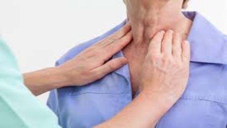 Thyroid: Identify the symptoms of thyroid before the pain increases.