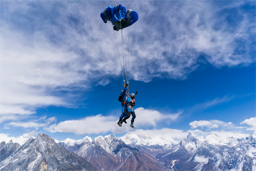 Everest, Nepal: Top Skydiving Destinations