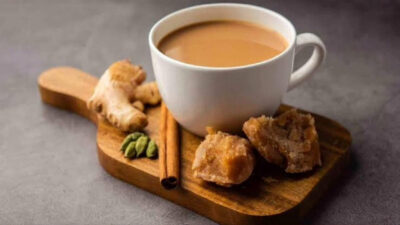 Make Jaggery Tea